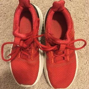 Boy's Size 2 Adidas Kaptir Running Sneakers